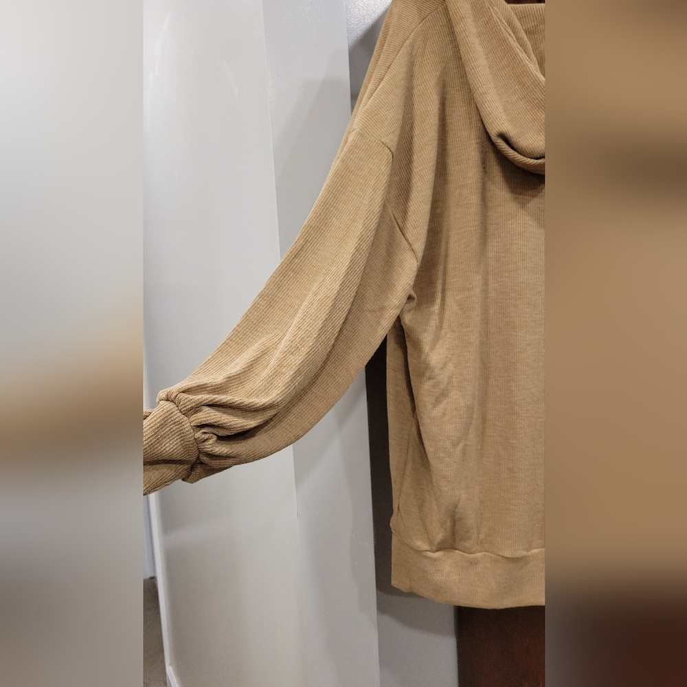 Tan Ribbed Cardigan - Picture 3 of 3